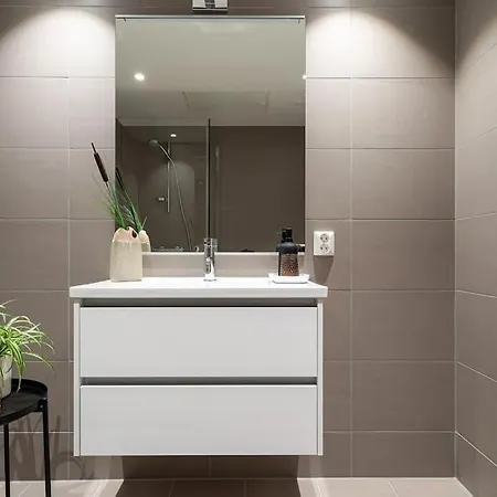 Demims Greater Oslo - Modern, & Stylish