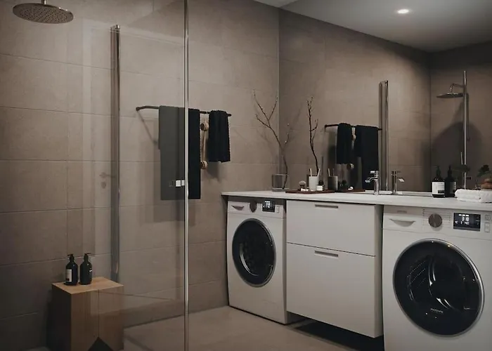 Demims Greater Oslo - Modern, & Stylish *